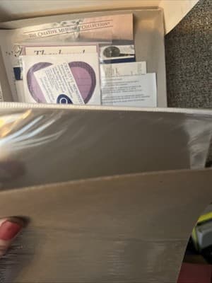 Creative Memories Triumph Album Forget Me Not Purple Strap Hinge Protectors NEW - Thumbnail 6