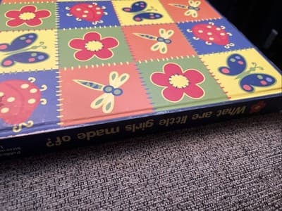 NEW & Sealed Scrapbook Photo Album What Are Little Girls Made Of New Seasons - Thumbnail 6