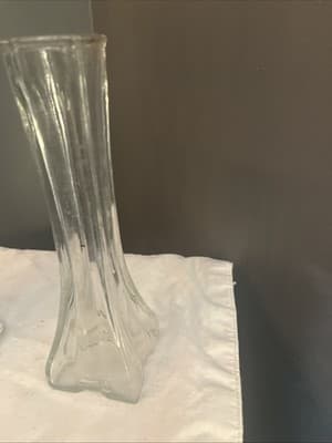 Handblown clear long thin glass vase - Thumbnail 2