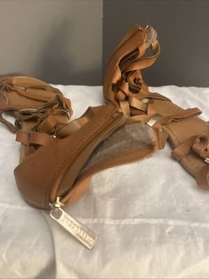 Brown Size 8 Women’s Gladiator Sandals Breckelle’s - Thumbnail 3