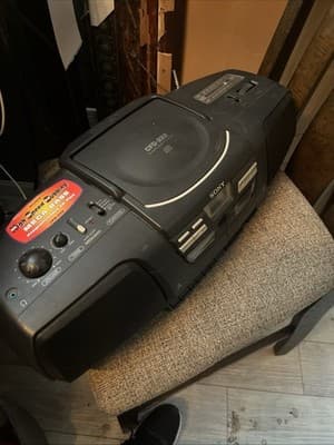 Sony CFD-222 CD Dual Cassette tape AM / FM radio Stereo Boombox Tested Working - Image 1