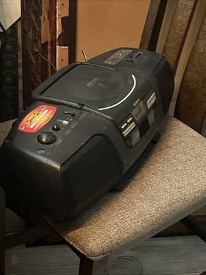 Sony CFD-222 CD Dual Cassette tape AM / FM radio Stereo Boombox Tested Working - Thumbnail 2