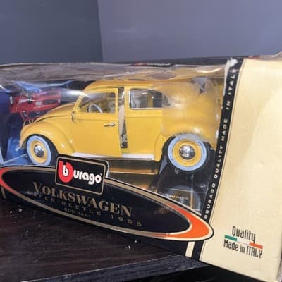 Burago 3361 Volkswagen 1955 Kafer Beetle - Yellow 1/18 Die-cast, New w/box - Thumbnail 2
