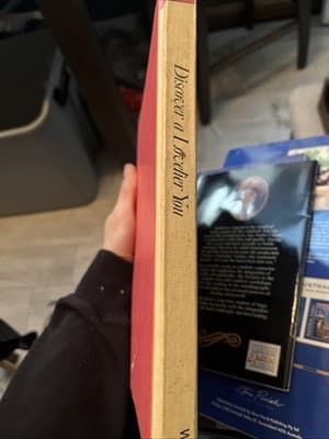 Discover a Lovelier You (Woman alive) by Craig ~ 1972 Make-up, Hair, Skin, Nails - Thumbnail 4