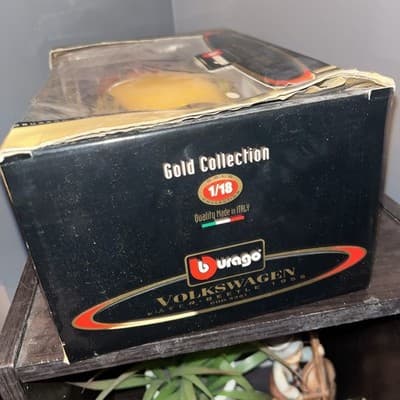 Burago 3361 Volkswagen 1955 Kafer Beetle - Yellow 1/18 Die-cast, New w/box - Thumbnail 4