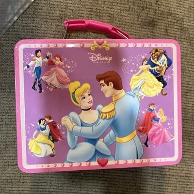 Tin Box Disney’s Princess lunch Box - Thumbnail 2