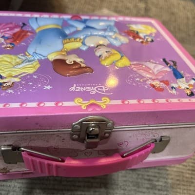 Tin Box Disney’s Princess lunch Box - Thumbnail 3