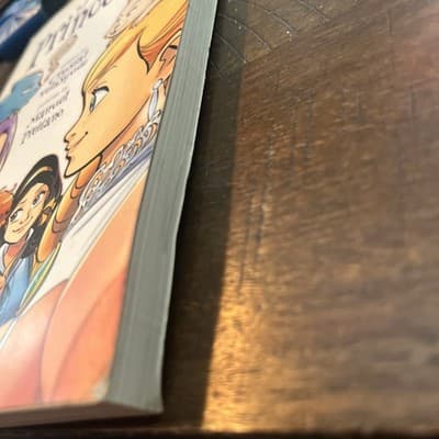 Just Princesses Comic - Very Good Condition - Thumbnail 2