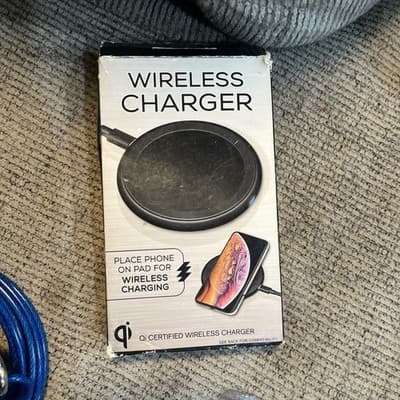 5W Wireless Charger New Model 5WCH001 Qi Charging - Image 1