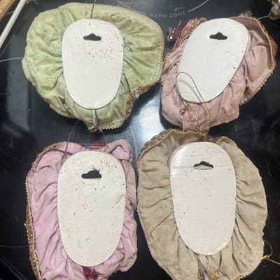 4 Mardi Gras Ceramic Heads Wall Hangers Vintage And Handmade - Thumbnail 4