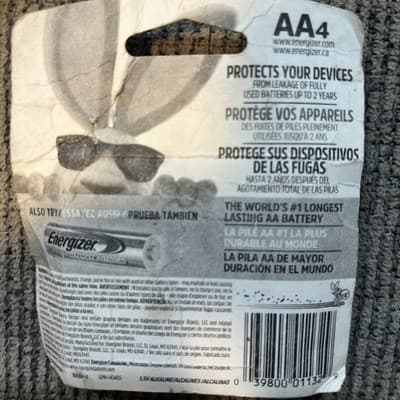 Energizer E91BP-4 AA Alkaline Batteries - 4 Count - Thumbnail 4