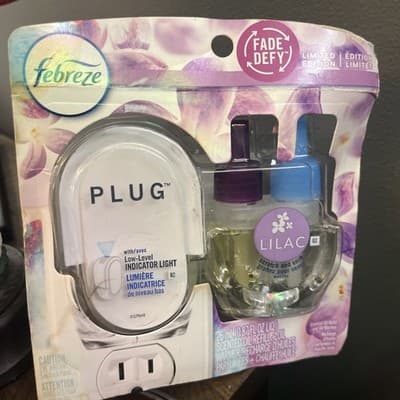 Febreze Plug Lilac Scented Oil Refill Warmer Limited Ed. & Unstopables Paradise - Image 1