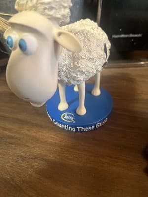 NIB Serta No More Counting These Guys Bobblehead Sheep #1 PROMO Figurine NEW - Thumbnail 4