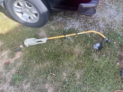 HOMELITE 13 in 4 Amp Straight Electric String Trimmer / Edger - CORDED - Image 1
