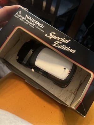 Maisto Mini Cooper 1:24 Special Edition Die Cast Car Green - Thumbnail 2