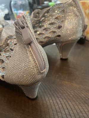 Valentine Franco Women’s Size 9 Open Toe Heel Zip Sparkling Shoe - Thumbnail 7