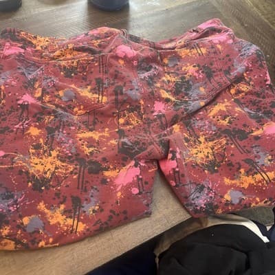 Like An Angel Women’s Size 3XL Red Jeans With Paint Splattered All Over - Thumbnail 2