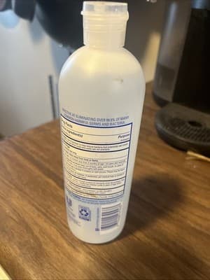 Hand Sanitizer: by Suave; Kills 99.9% of Germs, Unscented, 16 OZ - Thumbnail 2