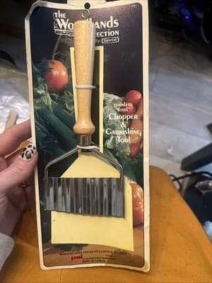 The Woodlands Collection Stainless Steel Chopper And Garnishing Tool - Image 1