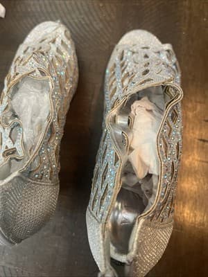 Valentine Franco Women’s Size 9 Open Toe Heel Zip Sparkling Shoe - Thumbnail 3