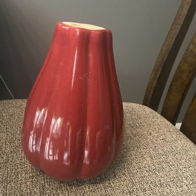 Red Ceramic Fluted Vase Decorative Home Accent - Image 1
