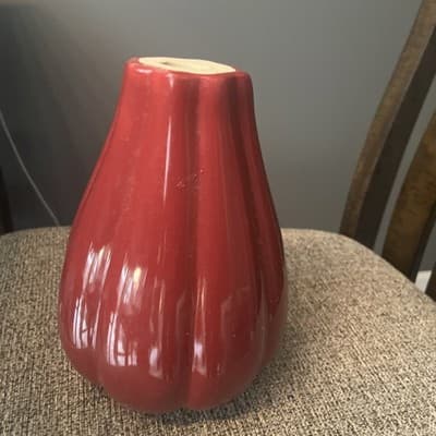 Red Ceramic Fluted Vase Decorative Home Accent - Thumbnail 3
