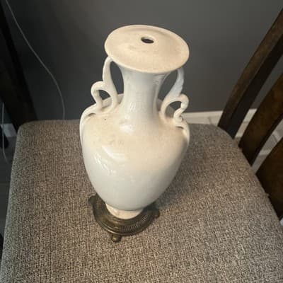 Elegant White Ceramic Vase with Ornate Handles - Thumbnail 2