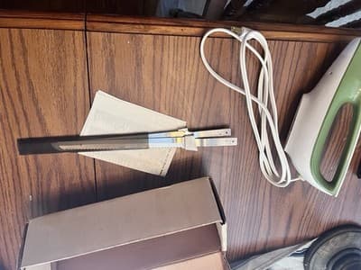 Vintage Hamilton Beach Scovill Electric Knife Model 275G Gold - Thumbnail 5
