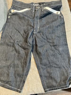 Men’s True Fit 100% Cotton ADKS jeans Size 34 Shorts With White Accents & Pocket - Image 1