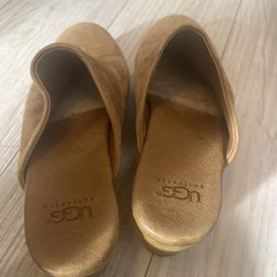 UGG Clogs Camel Brown Suede Stud Wood Sole Wedge Mule Slip On 7 - Thumbnail 4