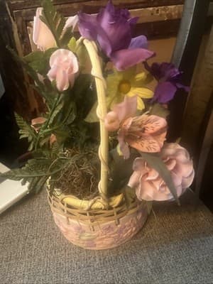 FTD Floral Basket Top Weaves Bottom Porcelon With Dlower Design Bright Fake Boqu - Thumbnail 3