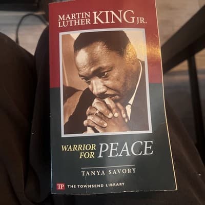 Martin Luther King, Jr: Warrior for Peace (Townsend Library) - VERY GOOD - Image 1