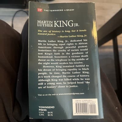 Martin Luther King, Jr: Warrior for Peace (Townsend Library) - VERY GOOD - Thumbnail 2