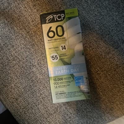 TCP Electric 14Watt 900 Lumens Equivalent to 60-Watts Twist CFL Bulb NEW - Image 1