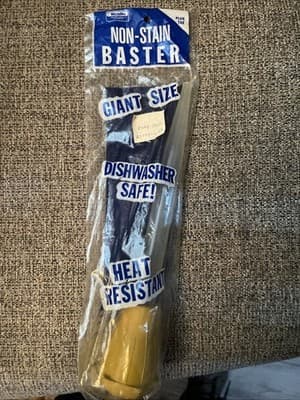 Wecolite Vibtage Non-stain Baster Giant Size New Still In Packaging Dishwashable - Image 1