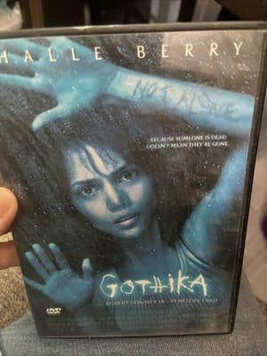 Gothika - Image 1