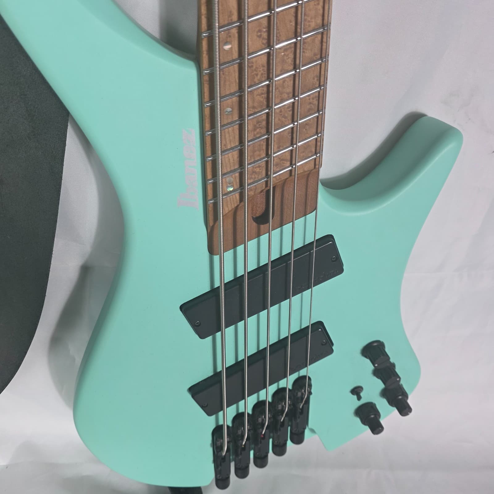 Ibanez EHB1005MS Bass Workshop 5-String Headless Bass Electric Guitar Green - Thumbnail 3