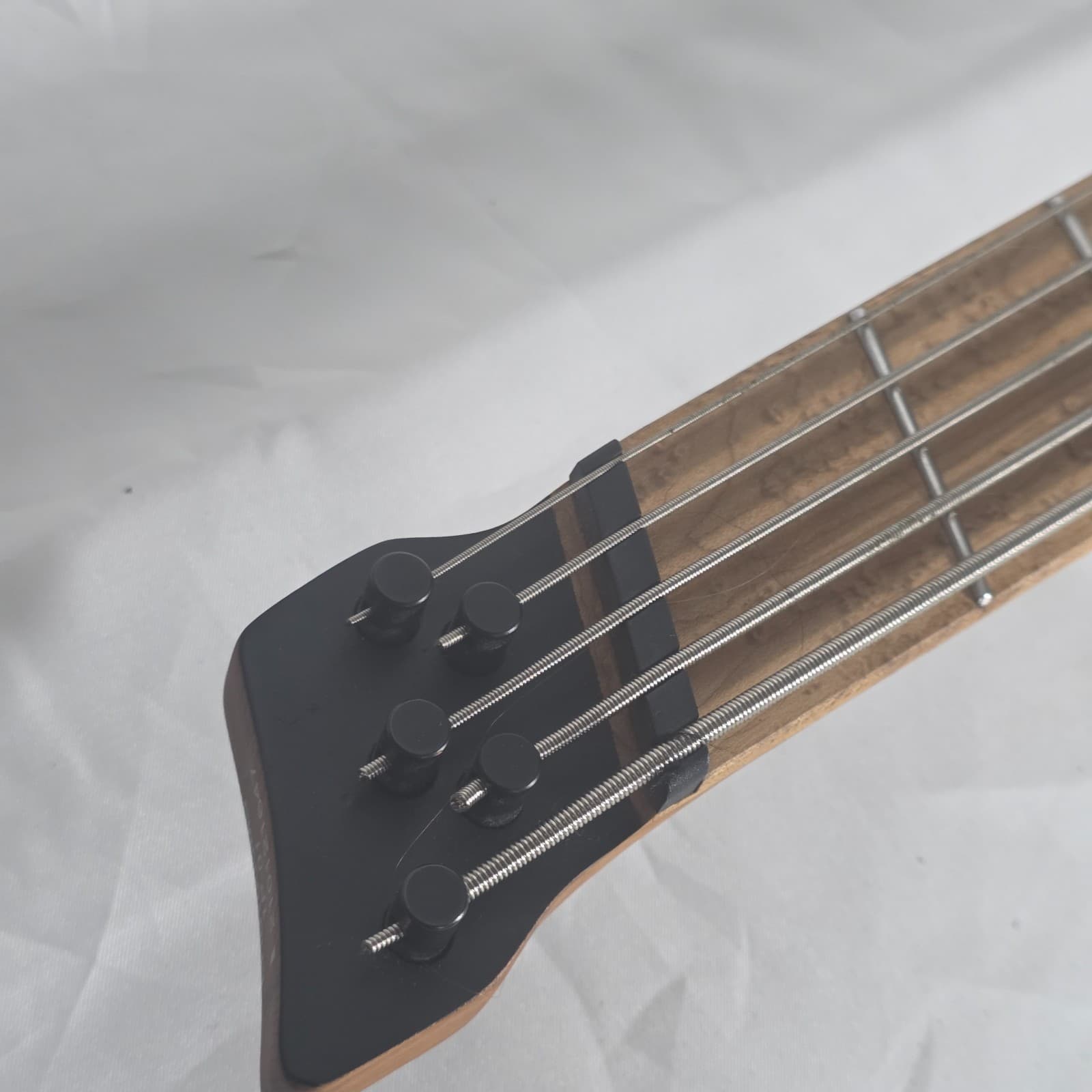 Ibanez EHB1005MS Bass Workshop 5-String Headless Bass Electric Guitar Green - Thumbnail 10