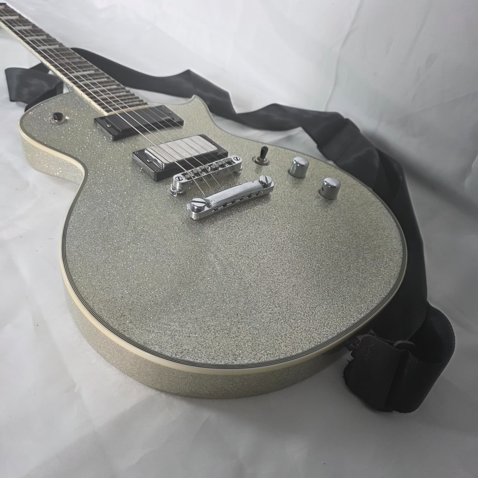 ESP LTD EC-1000 Deluxe Silver Sparkle MIK Korea Electric Guitar - EMG Pickups - Thumbnail 12