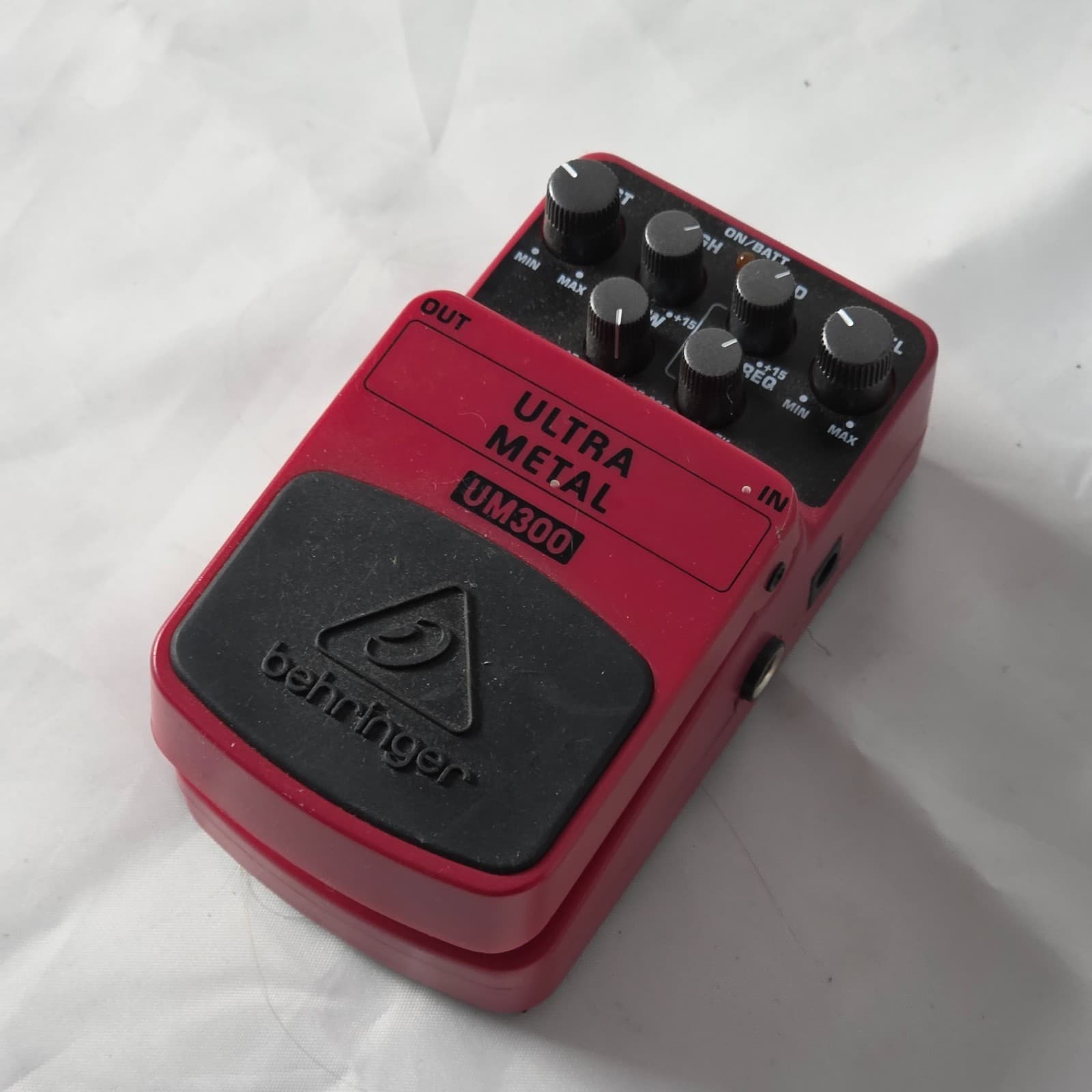 Behringer UM300 Ultra Metal High-Gain Distortion Guitar Effects Pedal - UM 300 - Image 1