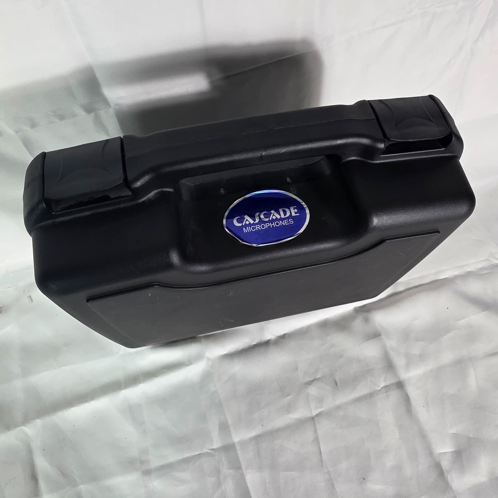 Cascade Fat Head Ribbon Microphone Matched with Case & Shockmounts Gold - Thumbnail 6