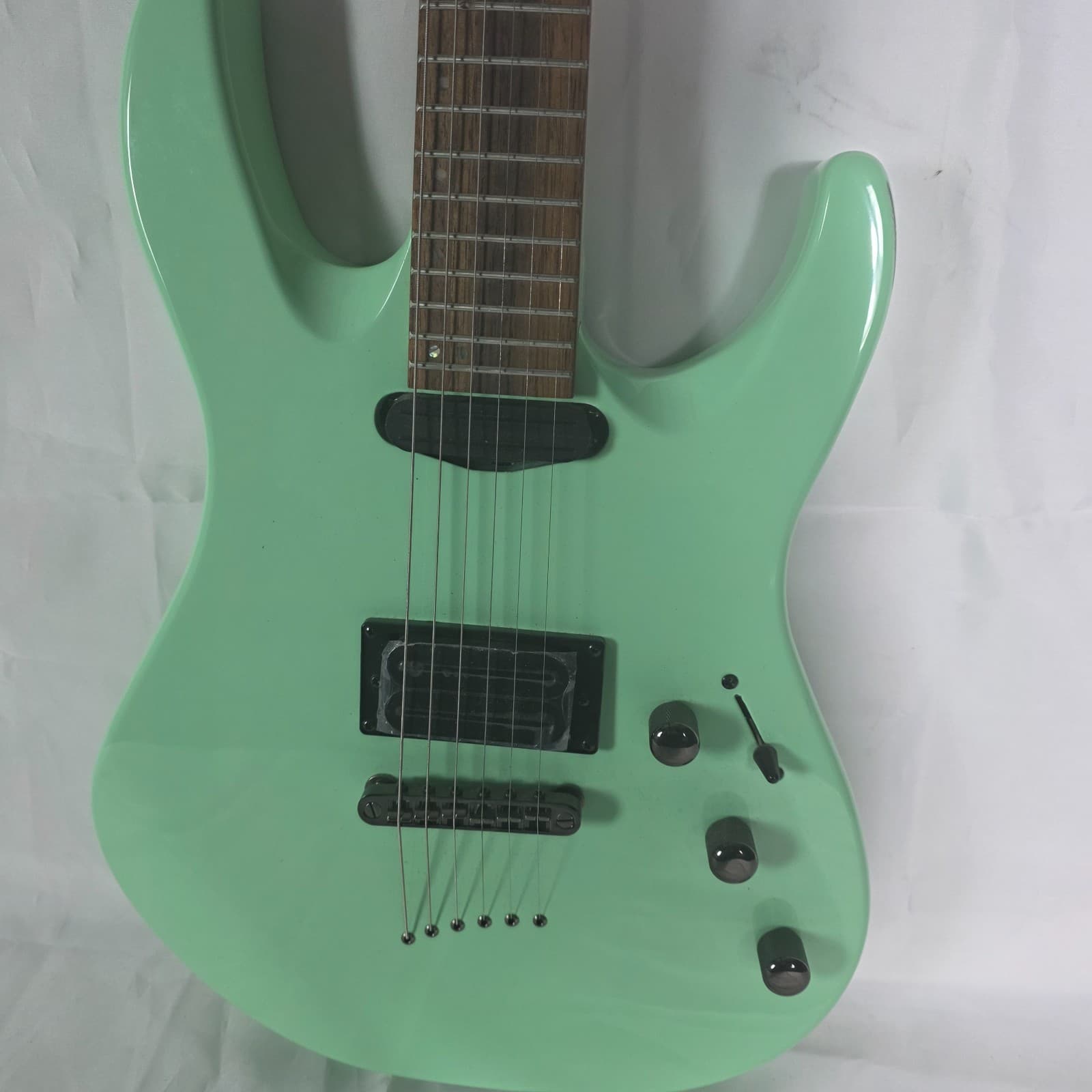 Mitchell MD200 Modern Rock Electric Guitar Dual Humbuckers Seafoam Green - Thumbnail 3