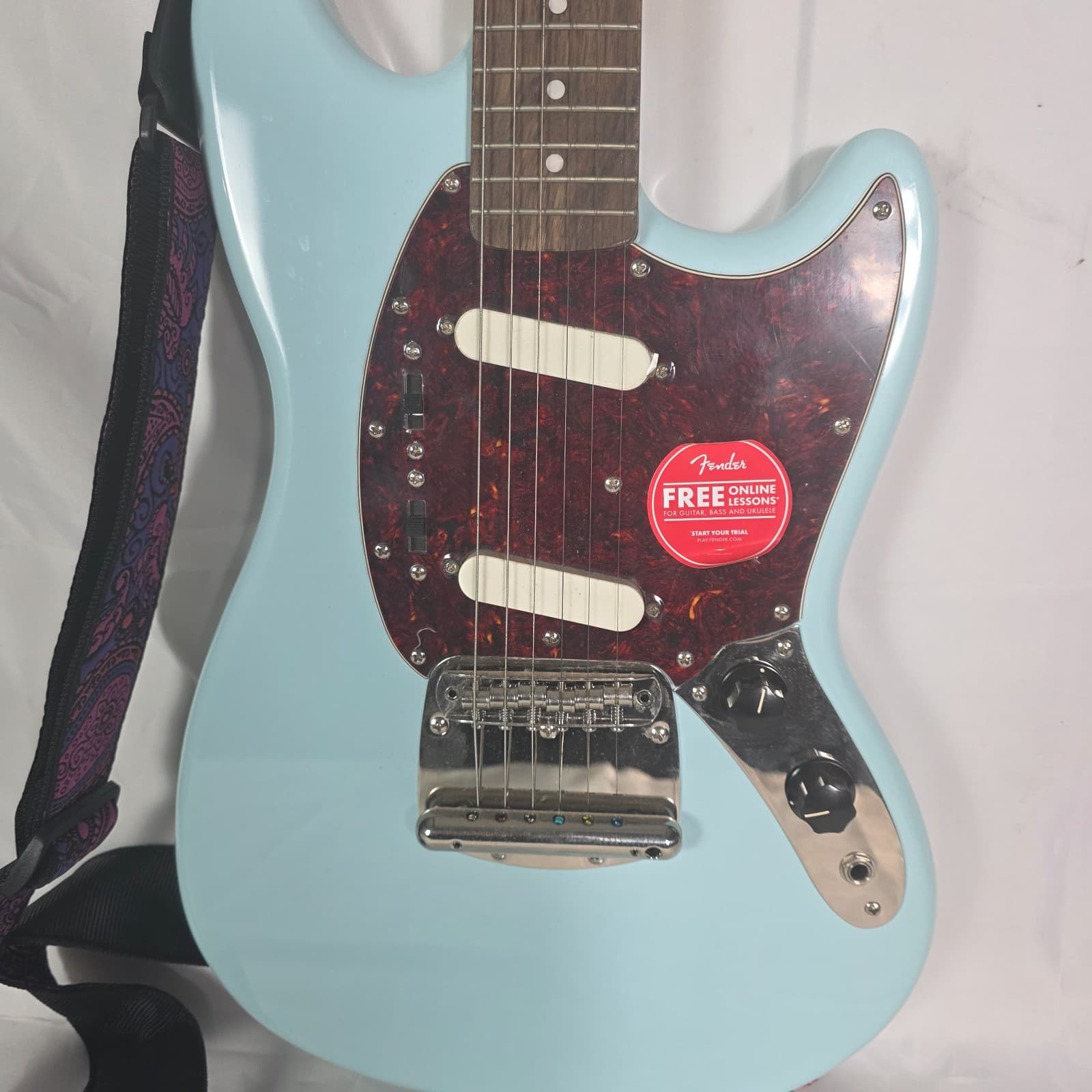Squier by Fender Classic Vibe '60s Mustang Sonic Blue Poplar Maple 6 String - Thumbnail 3