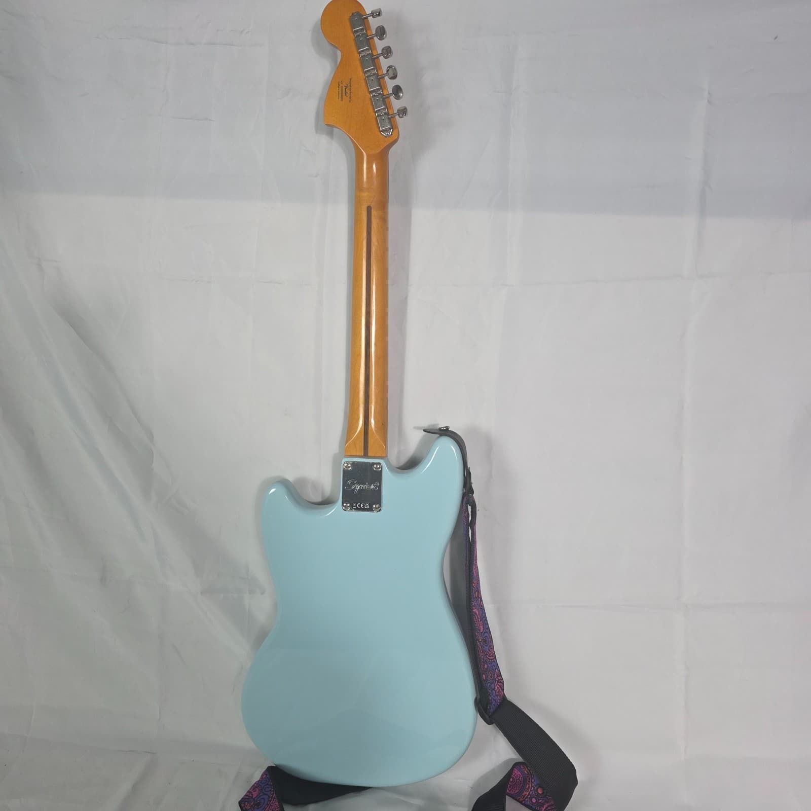 Squier by Fender Classic Vibe '60s Mustang Sonic Blue Poplar Maple 6 String - Thumbnail 9