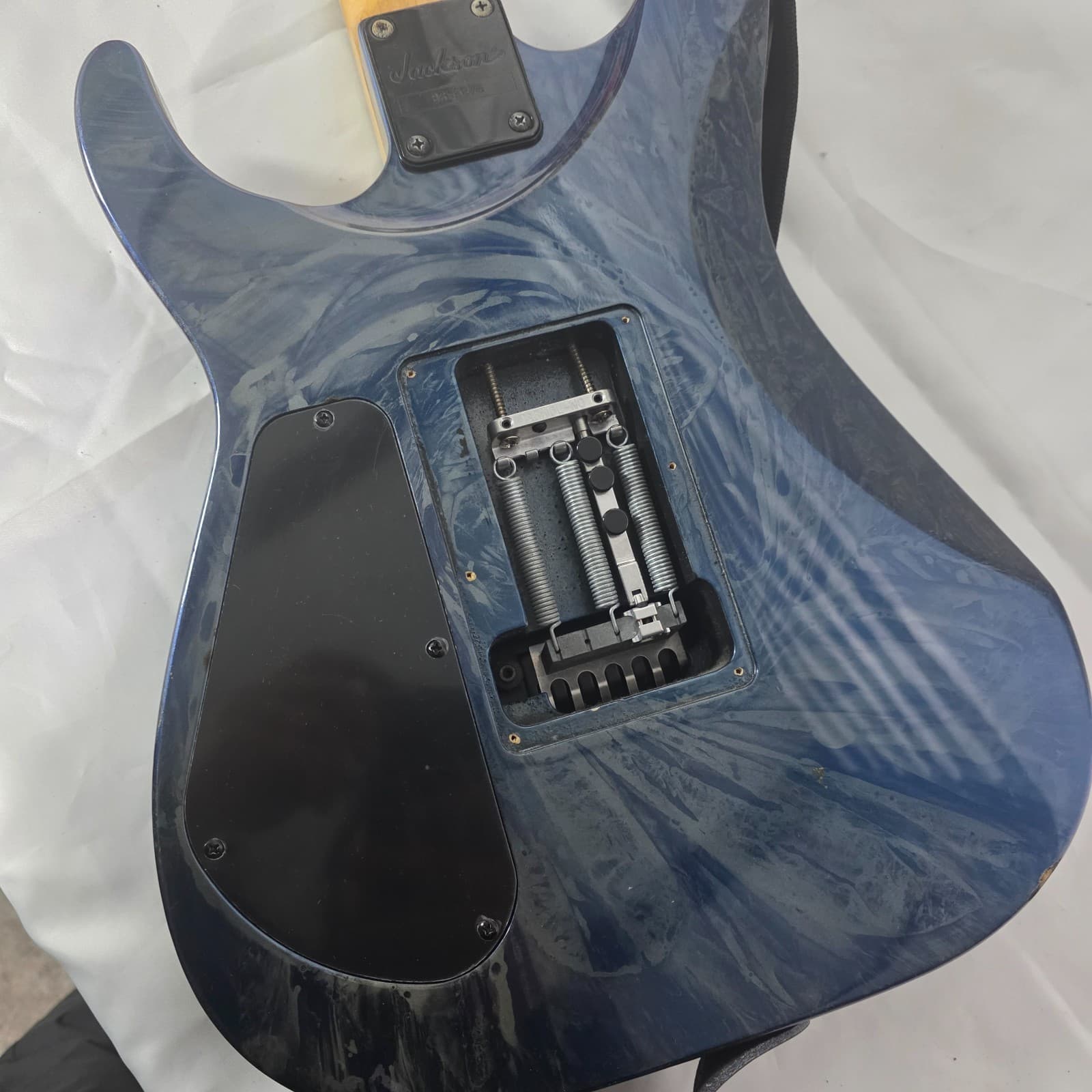 Jackson DKMG Dinky Blue Swirl EMG Pickups Electric Guitar Floyd Rose with/ Case - Thumbnail 17