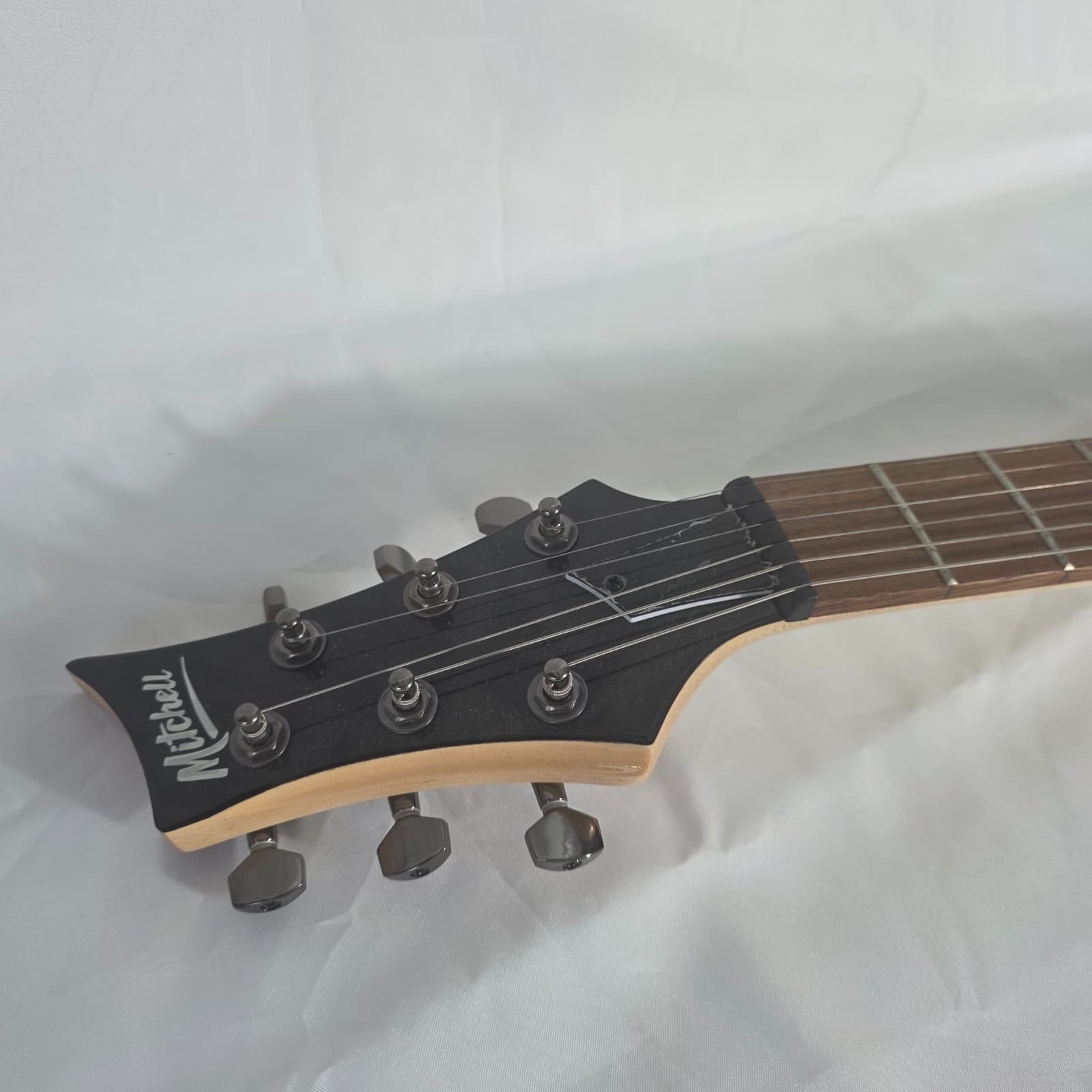 Rogue LX200BF Fretless Series II Bass Guitar Metallic Black - 4 String Bass - Thumbnail 2