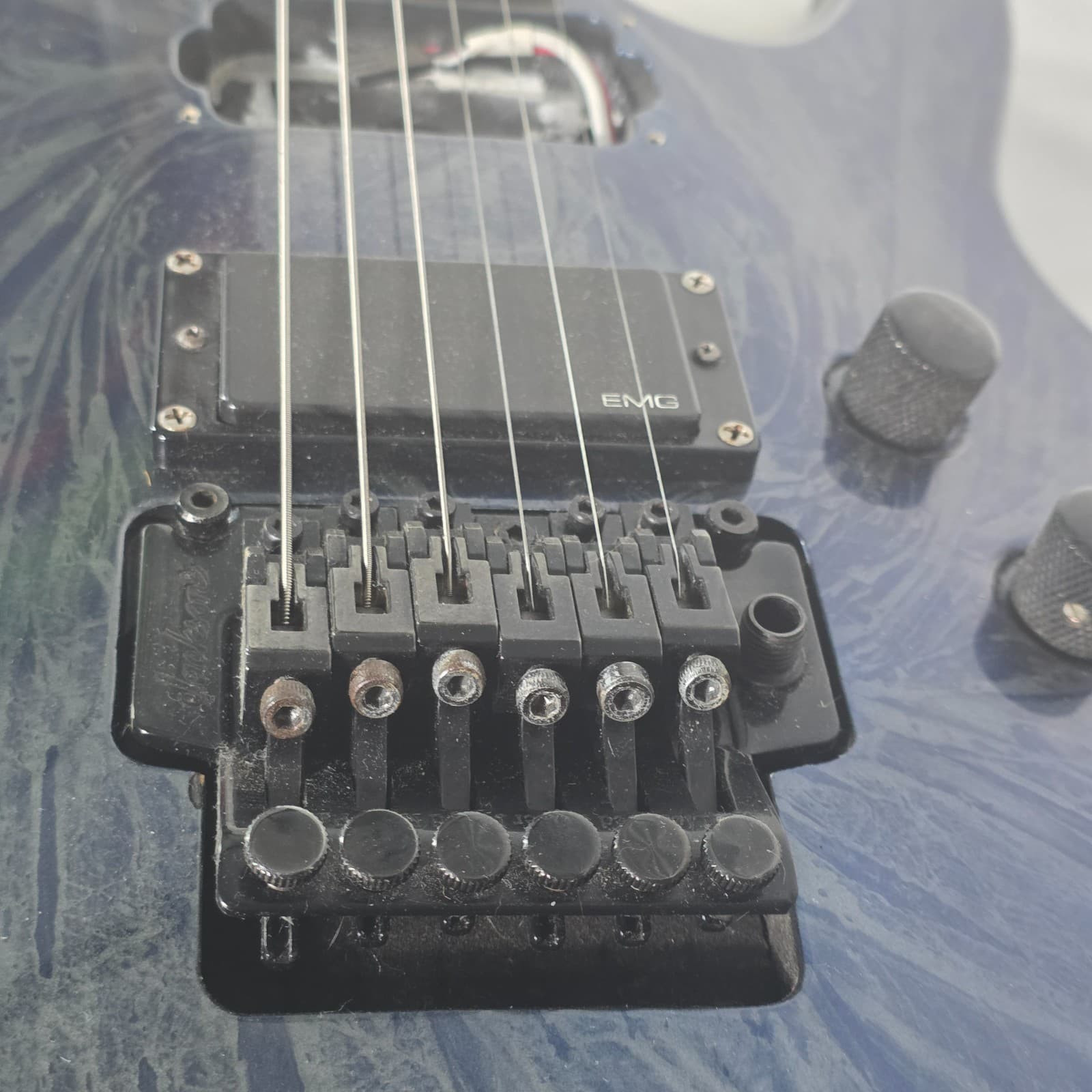 Jackson DKMG Dinky Blue Swirl EMG Pickups Electric Guitar Floyd Rose with/ Case - Thumbnail 11