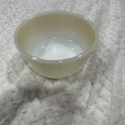 Vintage Ivory Bowl Microwave And Dishwasher Safe Bowl - Image 1