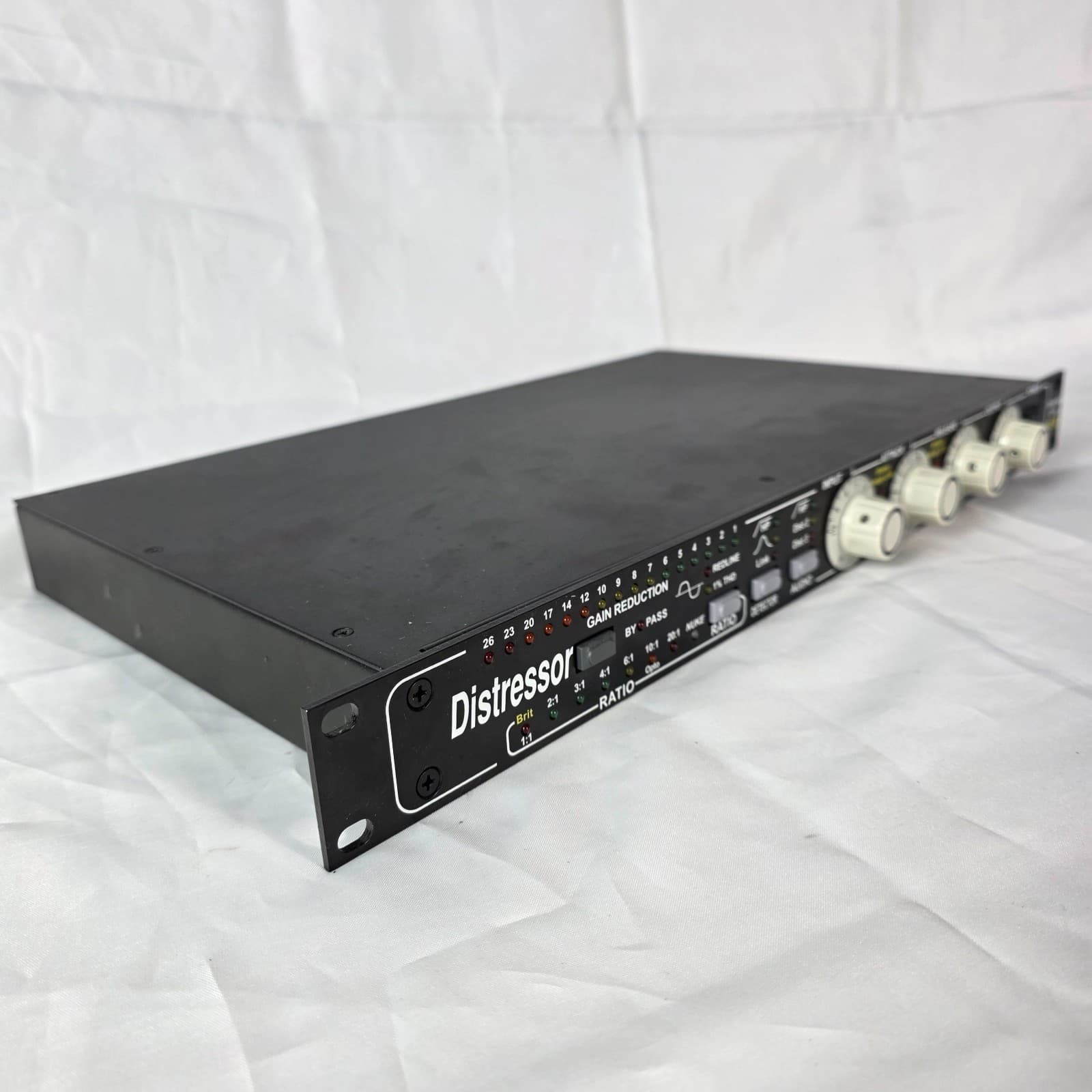 VTG DBX 160X Empirical Labs EL8-X Distressor Compressor/Limiter with Rack Case - Thumbnail 15