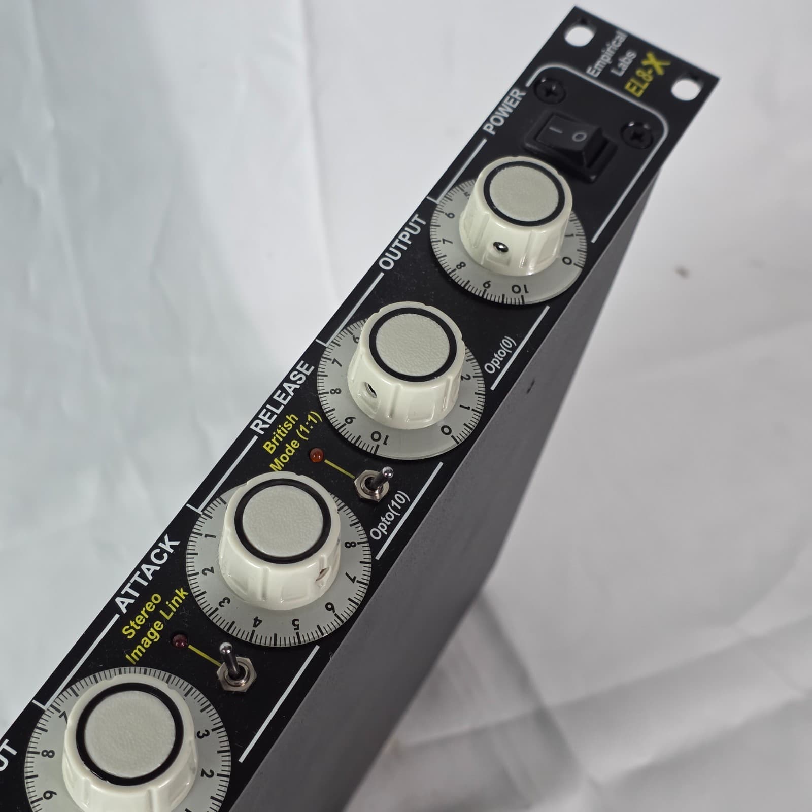 VTG DBX 160X Empirical Labs EL8-X Distressor Compressor/Limiter with Rack Case - Thumbnail 18